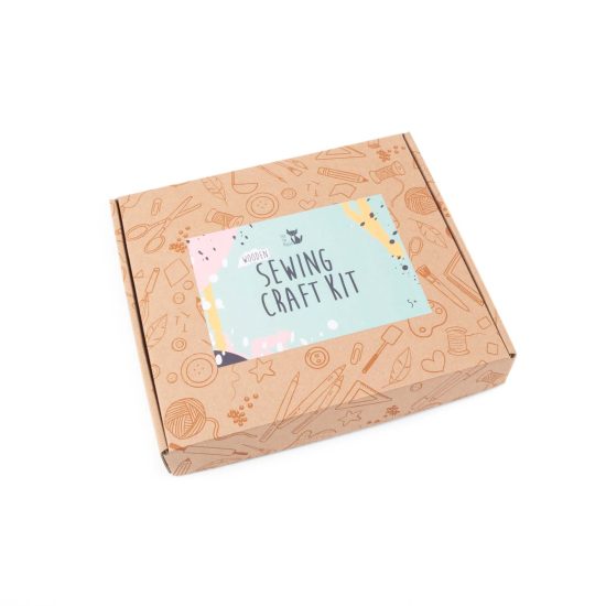 Sewing Craft Kit, 3 Wooden Cards