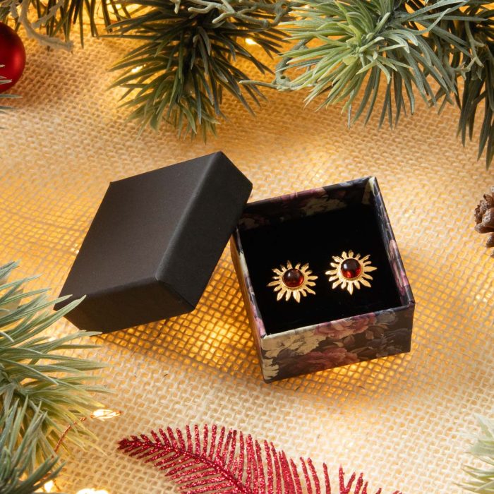 Christmas gift set - sun-shaped silver or gold-plated earrings with amber stone